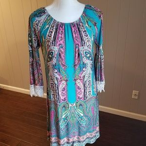 Beautiful paisley print dress with lace details